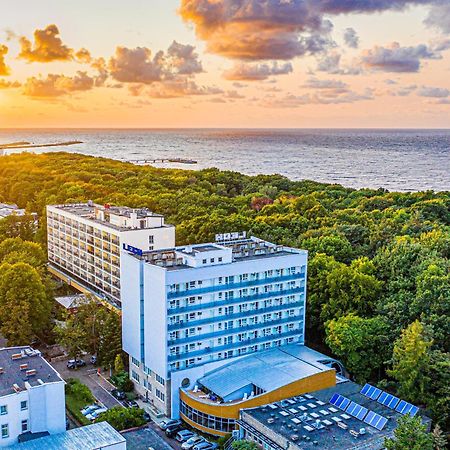 Sanatorium Uzdrowiskowe Lech Hotell Kołobrzeg Exteriör bild